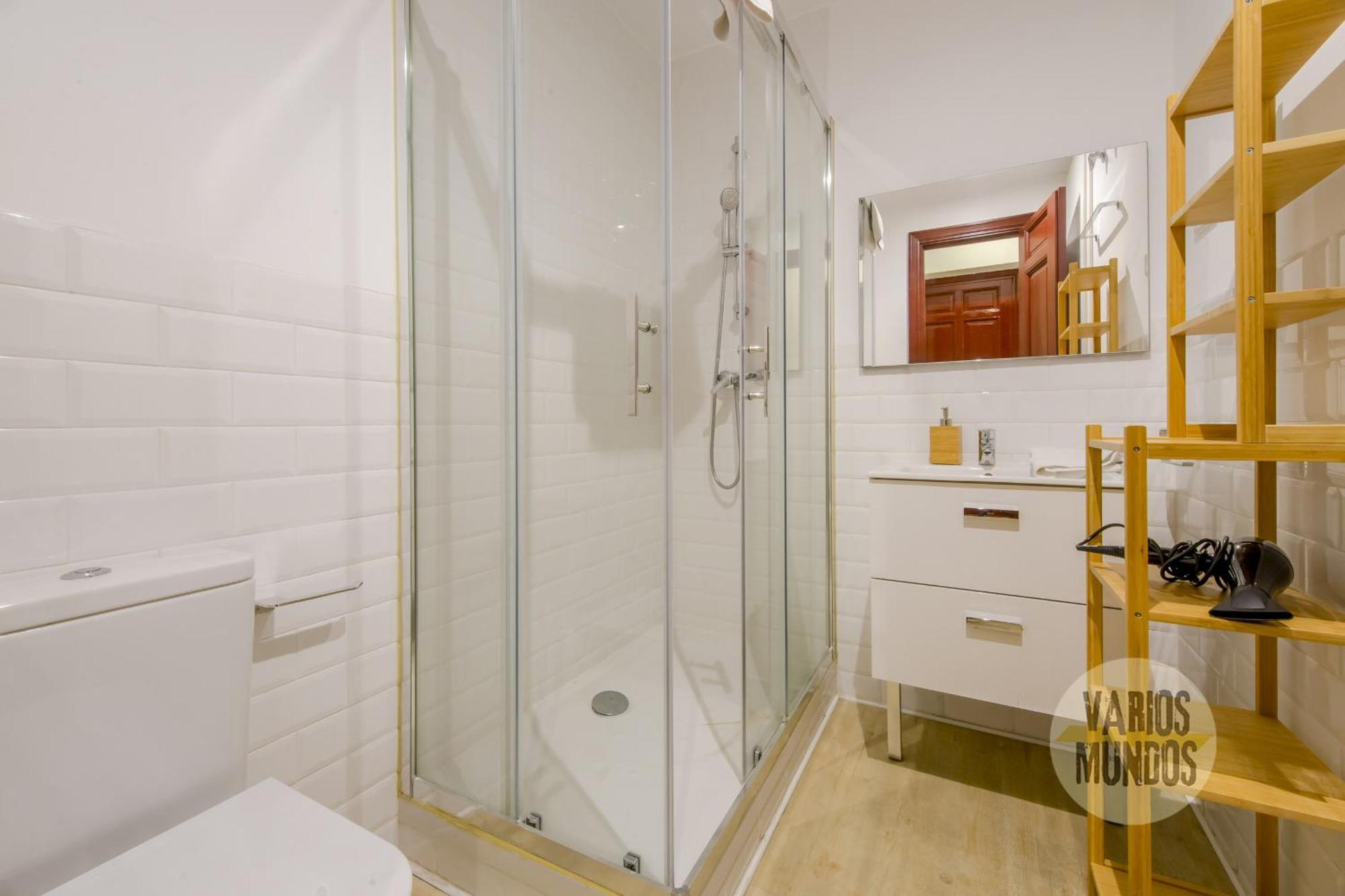 Beautiful Loft Para 3Pax En Huertas-Cortes Madrid Luaran gambar