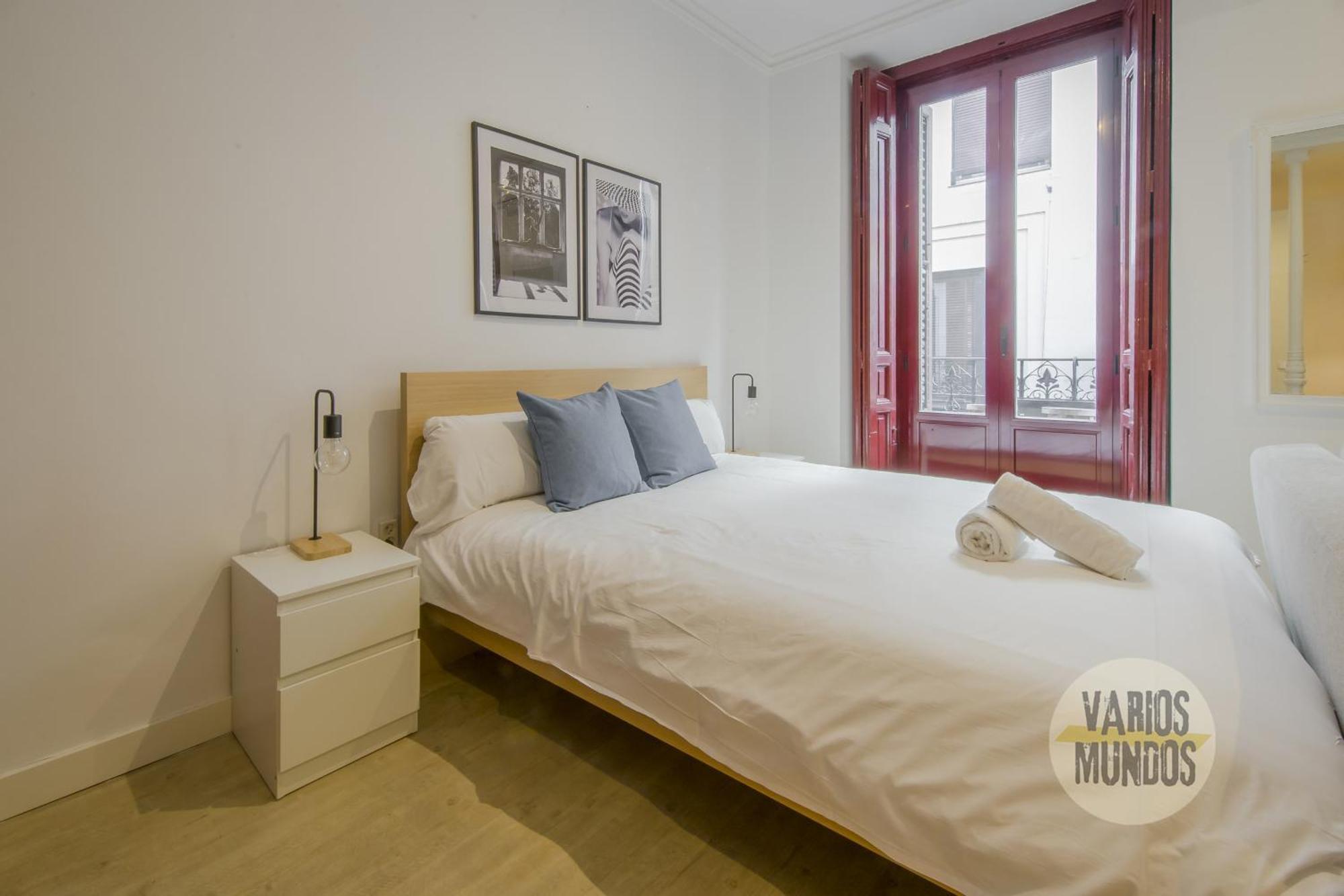 Beautiful Loft Para 3Pax En Huertas-Cortes Madrid Luaran gambar