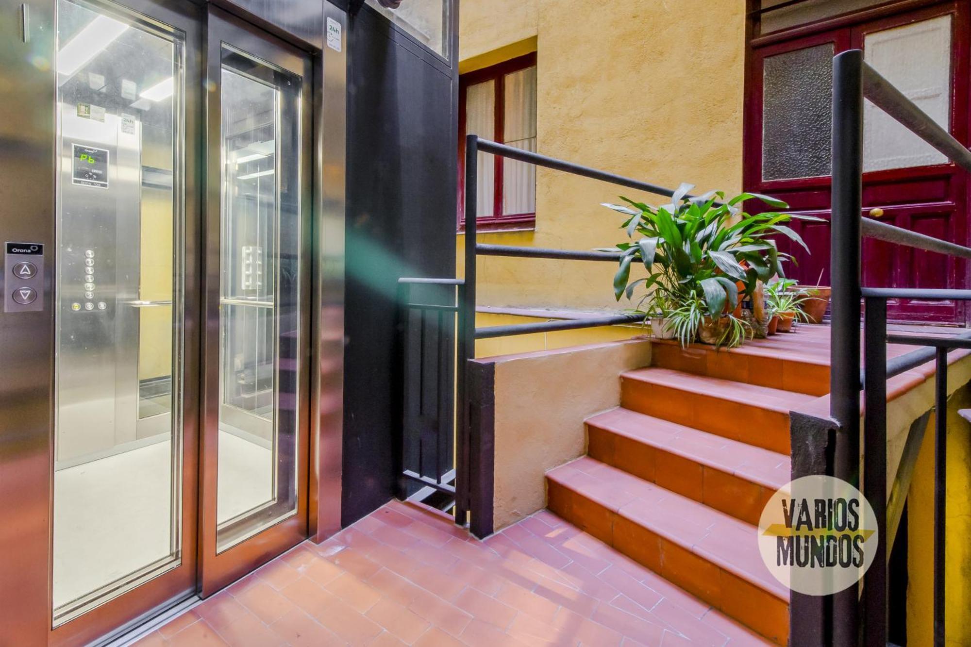 Beautiful Loft Para 3Pax En Huertas-Cortes Madrid Luaran gambar