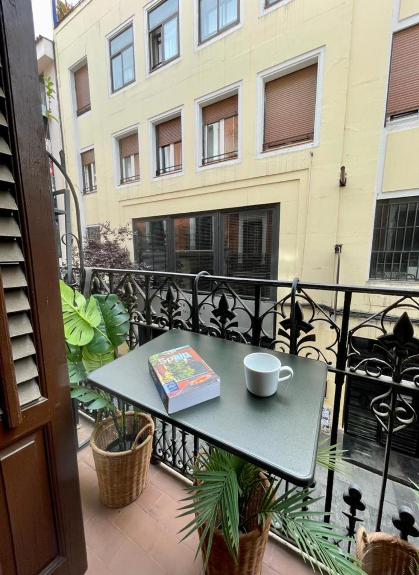 Beautiful Loft Para 3Pax En Huertas-Cortes Madrid Luaran gambar